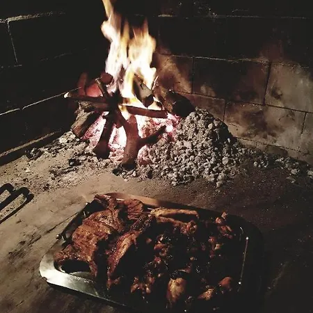 Vila Marble Pool 3 Bedroom In 2 Adjoining Stone Buildings On A 2 Acre Private Land *