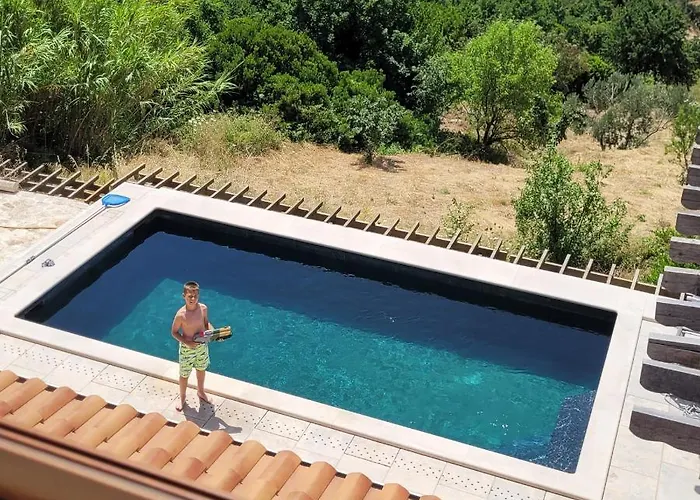 Willa Marble Pool 3 Bedroom In 2 Adjoining Stone Buildings On A 2 Acre Private Land