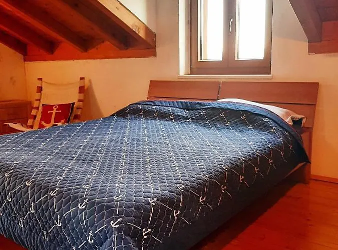 Marble Pool 3 Bedroom In 2 Adjoining Stone Buildings On A 2 Acre Private Land