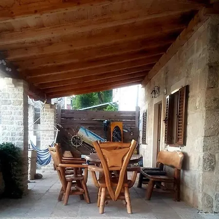 Marble Pool 3 Bedroom In 2 Adjoining Stone Buildings On A 2 Acre Private Land Villa