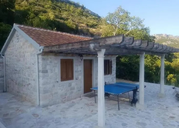 빌라 Marble Pool 3 Bedroom In 2 Adjoining Stone Buildings On A 2 Acre Private Land *