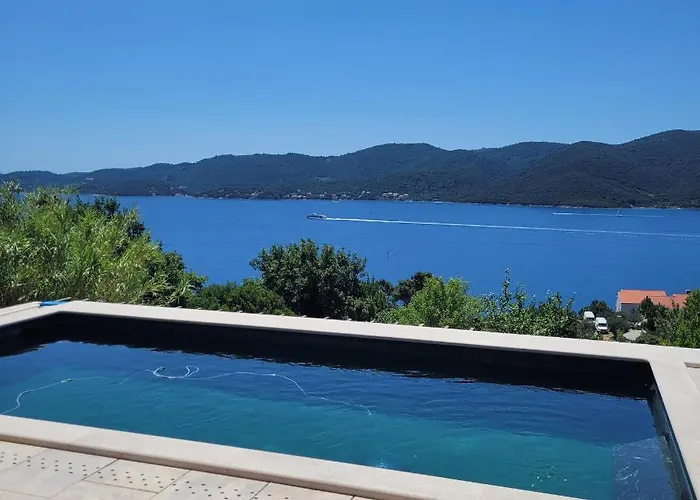 Marble Pool 3 Bedroom In 2 Adjoining Stone Buildings On A 2 Acre Private Land 비간즈